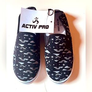 Schoolboy’s Slip-on Shoes, Size: Small